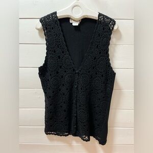 TRANSIT ROMANTIQUE – Black Crochet Knit Vest (Size M)